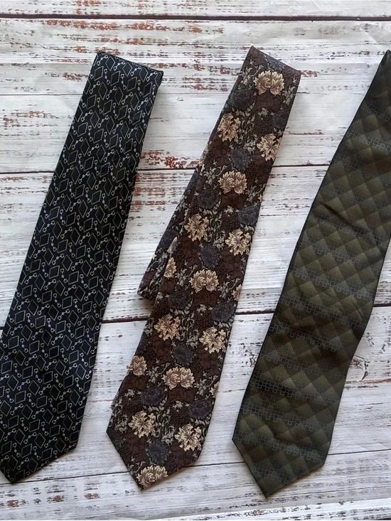 Men's Brown Floral Tie Vintage Bundle - Classic Patterned Necktie