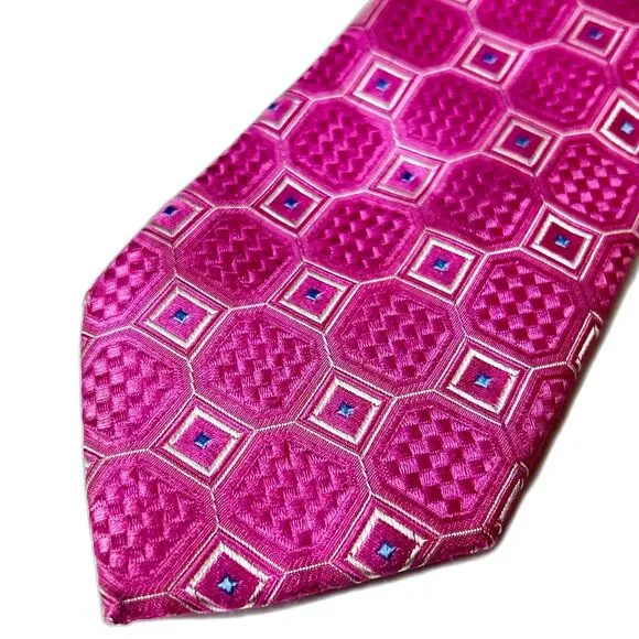 Eagle Shirtmakers Men's Pink Geometric Print 100% Silk Vintage Tie