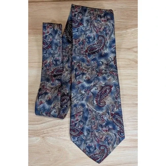 Barrington Mens Tie Blue Red Ornate Paisley 100% Italian Silk Classic Necktie