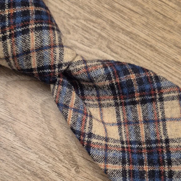 PENDLETON‎ Grey Blue Tan Plaid Weave Virgin Wool Tweed Mens Tie Vintage USA RARE