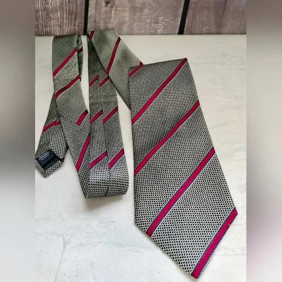 Lands' End Silk Hand Sewn Tie Necktie Red Blue Striped BLack Dots  57 x 3.75