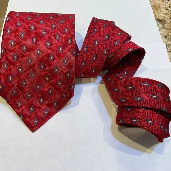 Jos A Bank Silk Luxury Repp Tie Made In Italy Diamond pattern textured  59.3/4L