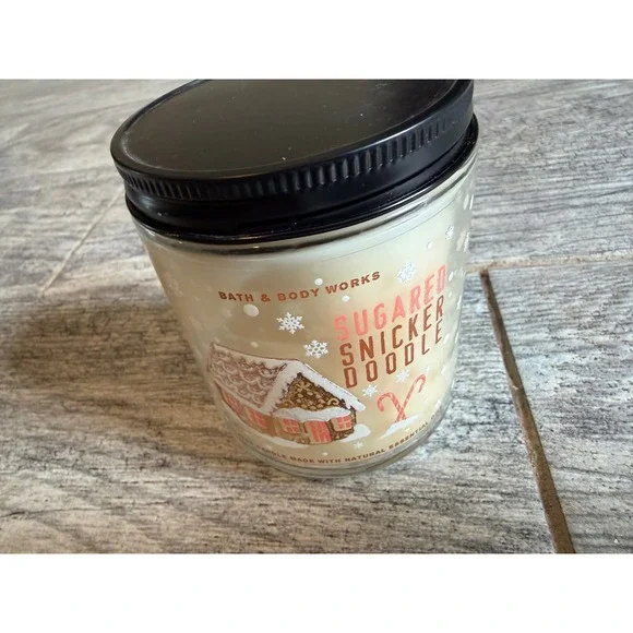 Bath & Body Works jar Candle 7 oz Sugared Snickerdoodle Holiday Christmas NWT