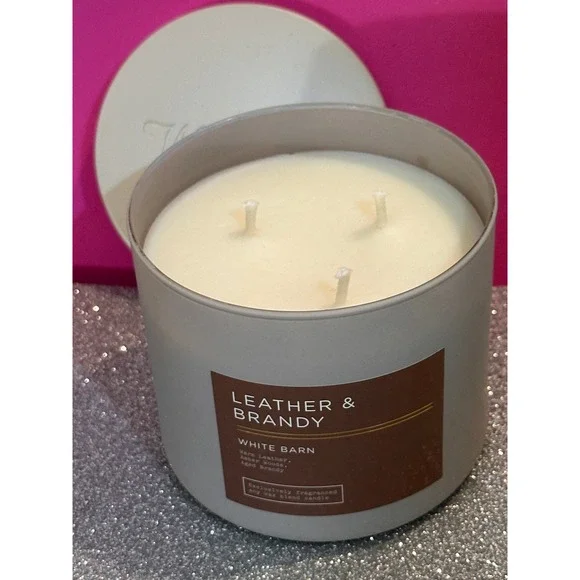 Bath & Body Works/White Barn Leather & Brandy 3-Wick Scented Candle 14.5 oz