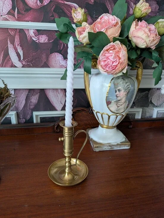 Vintage Chamberstick Brass adjustable candle holder, Made in India,  7.25