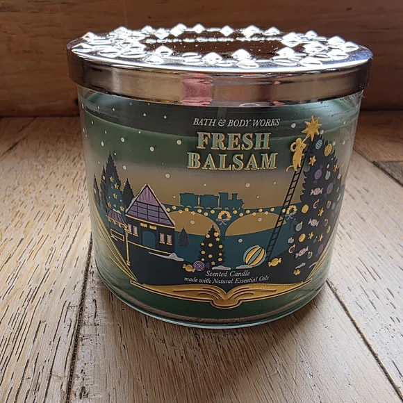 Bath & Body Works 3 Wick Fresh Balsam Scented Candle Decorative Lid Mouse