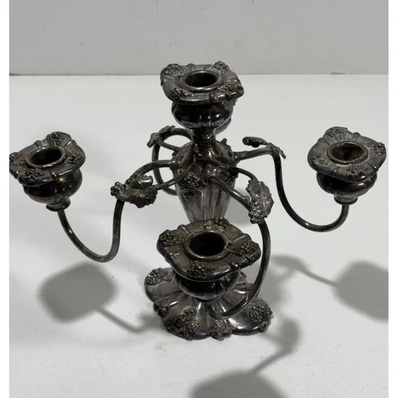 Antique Barbour SilverQuadruple Plate Grape‎ Art Nouveau Four 5 Arm Candleabra