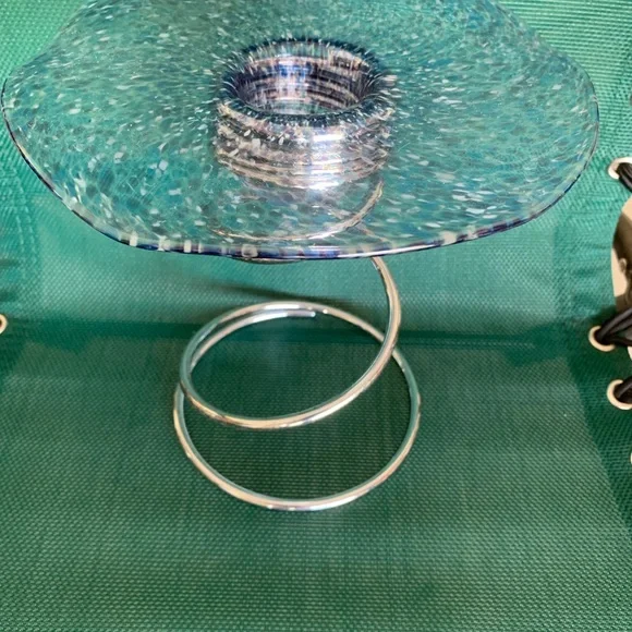 Party Lite tea light holder
