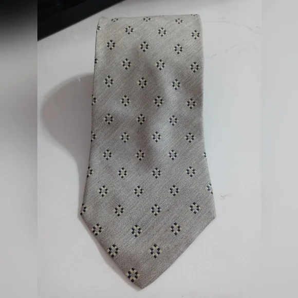 Ermenegildo Zegna 100% Silk Classic Men's Tie Made In Italy 59