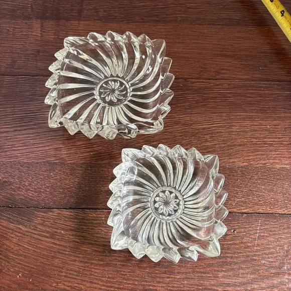 Vintage Crystal Spiral Nesting Ashtrays‎ Set Of Two Perfect Condition