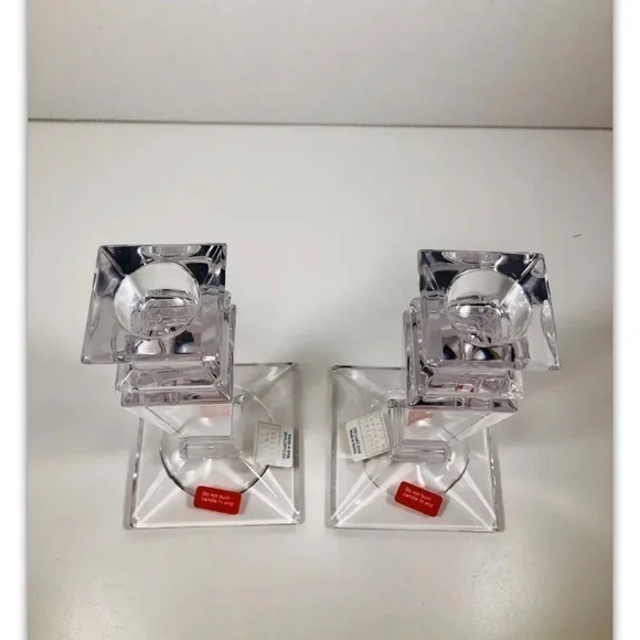 Fifth Avenue Crystal Ltd, 5 1/2 Pillar Candle stick Holder Pair