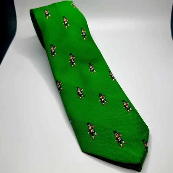 Cape‎ Cod Neckwear St. Patrick’s Day Notre Dame Traditional Leprechaun Print Tie