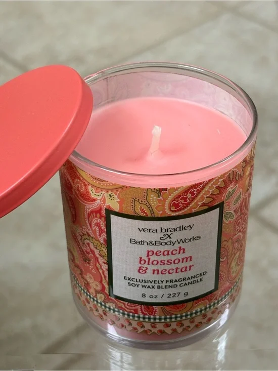Vera Bradley Peach Blossom & Nectar Candle - Pink