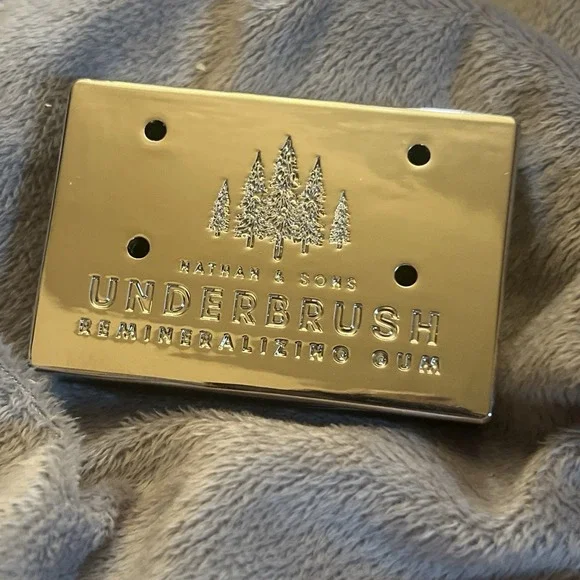 Nathan & Sons Underbrush Remineralizing Chewing Gum Metal Holder Case