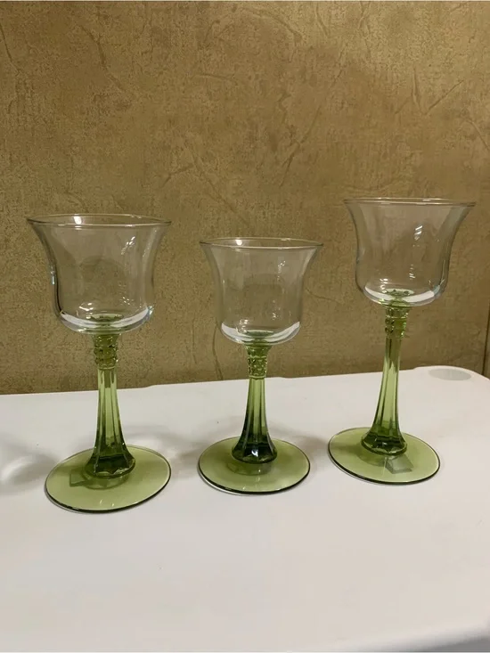 Partylite Radiant Glow Stemmed Trio candle holders  P7998 NEW in Box