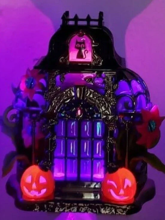 Retired B&BW Halloween Wallflower Plug-In With Illumination & Image