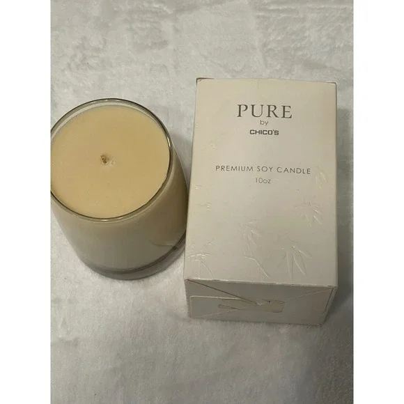 Pure by‎ Chico's Gardenia Premium Soy Candle 10 oz Glass Jar Boxed