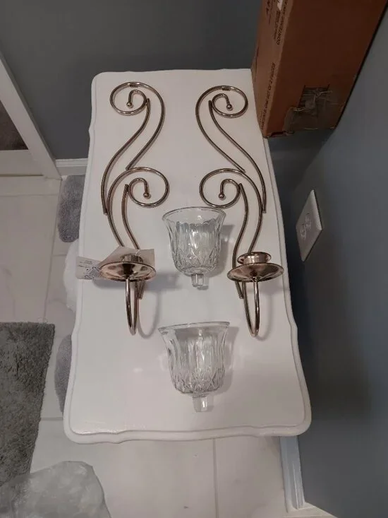 NIB Home Interiors Set of 2 Brass Tone Sconces with Glass Globes