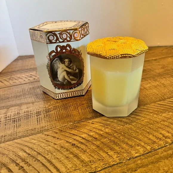 Slatkin & Co. Elton II Ginger Mango Scented‎ Candle Gold Lid 9 0z Octagon