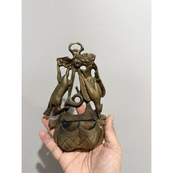 VINTAGE BRASS METAL MATCH HOLDER WALL MOUNT  RABBIT & PHEASANT 8.5 X 5.5‎ INCHES