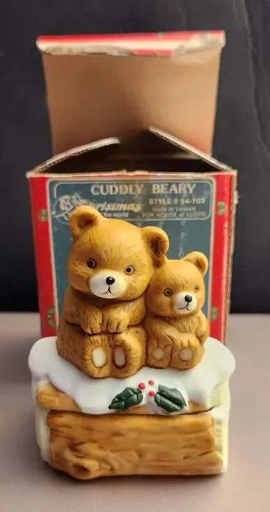 House of Lloyd “Christmas Around the World Cuddly Beary” Ceramic Candle Holder