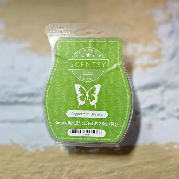 Scentsy Peppermint Dreams Wax Bar 3.2 oz New Retired Chocolate Mint Scent
