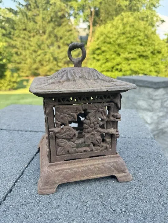 Vintage Cast Iron Garden Lantern Pagoda Lamp Rust Patina 9.5x6.5”
