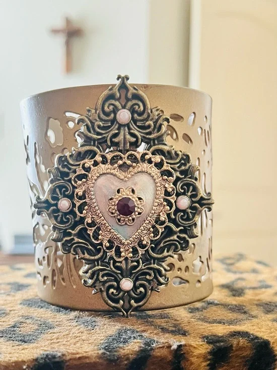 Ornate Heart Filigree Metal Cuff Bracelet - Antique Gold