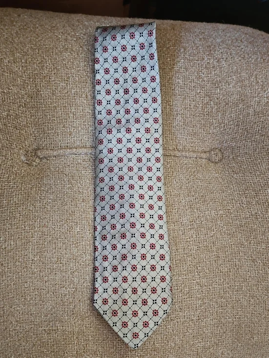Faconnable Ivory Tie with Red Geometric Motif