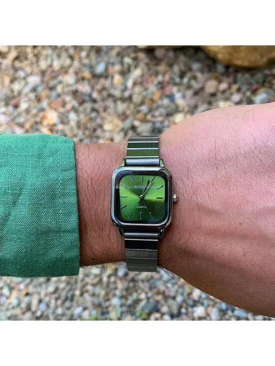 2000s Y2k style silver square watch. Classy sporty style watch. Stainless