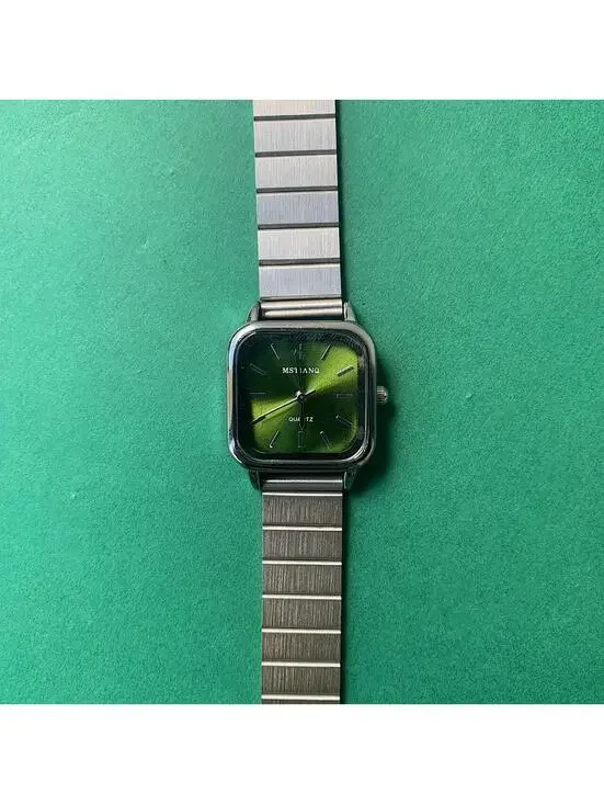2000s Y2k style silver square watch. Classy sporty style watch. Stainless