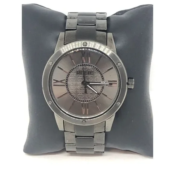 Relic ZR11998 Men Grey Stainless Steel Analog Grey Dial Quartz Wrist Watch HO163