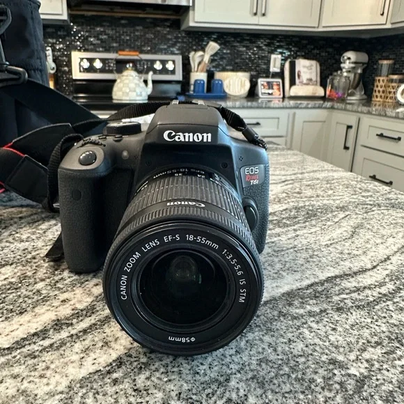 Canon EOS Rebel T6i DSLR Camera