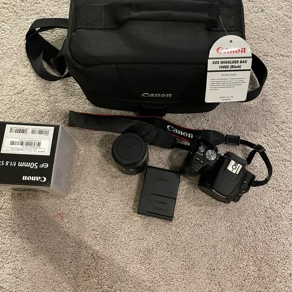 Canon Black Camera Bag with Accessories