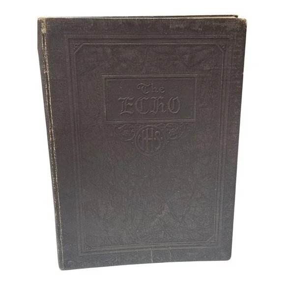 1926 Uhrichsville High School Yearbook U.H.S. Echo Senior Class‎ Ohio