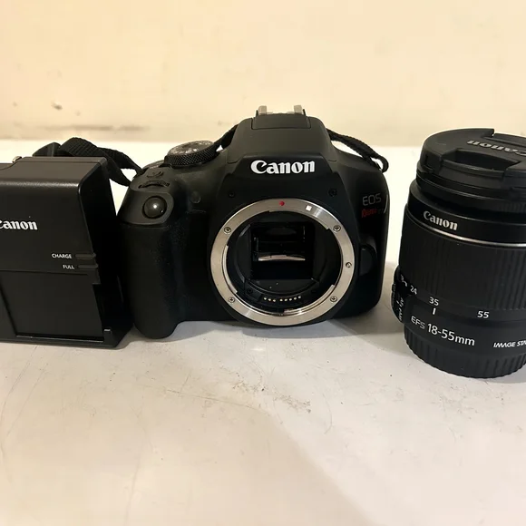 Canon Black DSLR Camera with Lens Kit