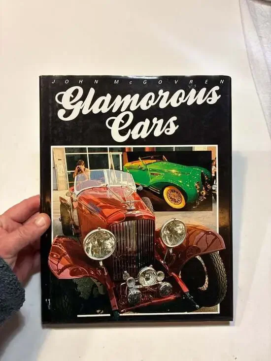 GLAMOROUS CARS