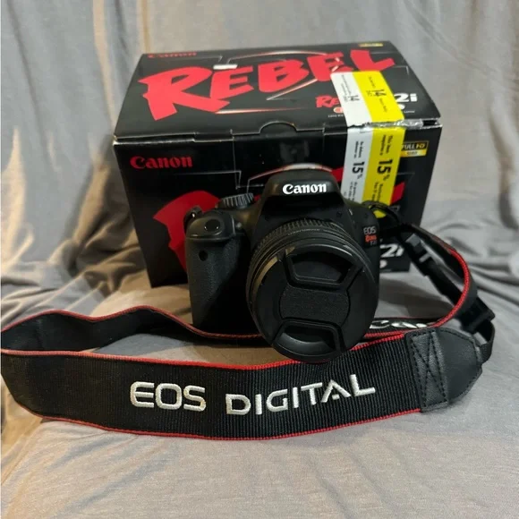 Canon EOS Rebel T2i DSLR Full HD 1080 w/ Two Lenses and So Much More!!