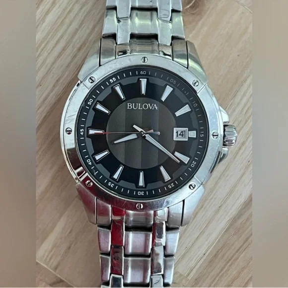 Bulova Vintage Men's Watch Black Dial Stainless Bracelet Date Window New Battery
