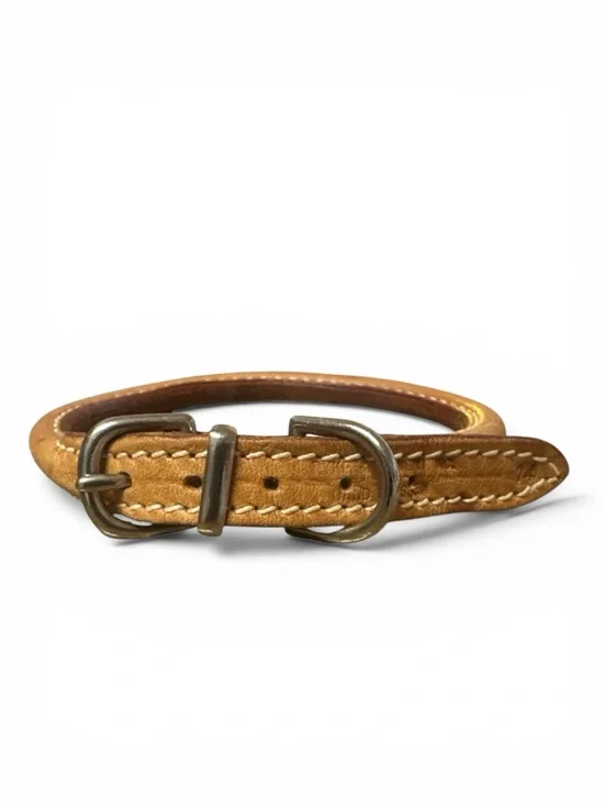 Round Buckle Dog Collar in Tan Leather