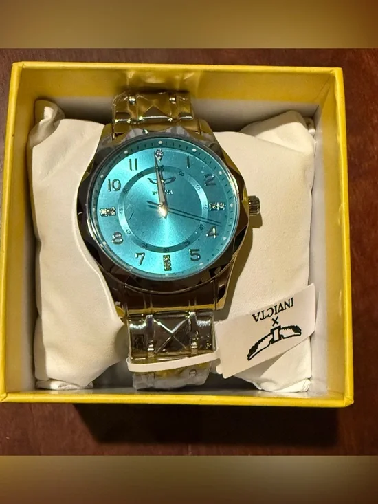 🩵 NWT! Invicta Unisex 41mm Tiffany Blue Watch