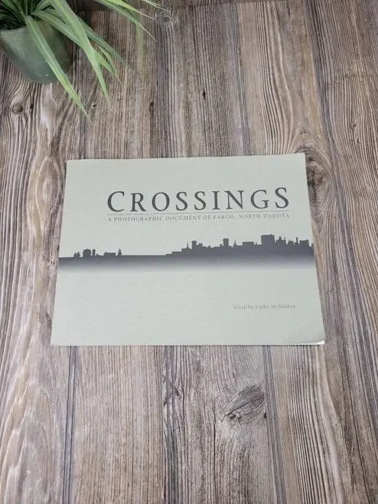 Vintage Crossings Photo Book Fargo North Dakota ND History 1995 Wayne Gudmundson