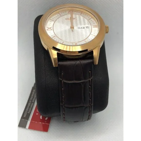 Relic ZR77277 Unisex Black Leather Analog Silver Dial Quartz Genuine Watch ZZ243