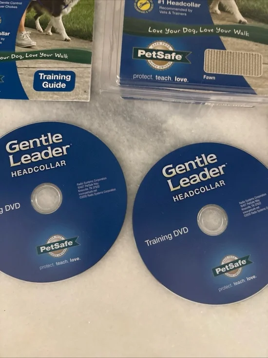 PetSafe Gentle Leader Headcollar - Medium 25-60lbs