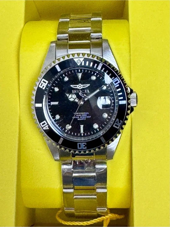 Invicta Pro Diver Men's Quartz Watch 37.5mm (8932OB) NWT