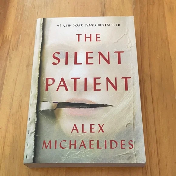 The Silent Patient by Alex Michaelides Paperback Book