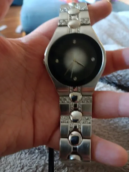 MEN'S ALLUDE WATCH NOT WORKING MIGHT WORK WITH NEW BATTERY? FITS 8