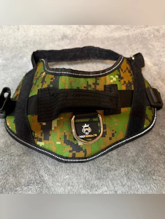 Doggy Kingdom No Pull Dog Pet Harness Adjustable  Reflective Size Medium Camo
