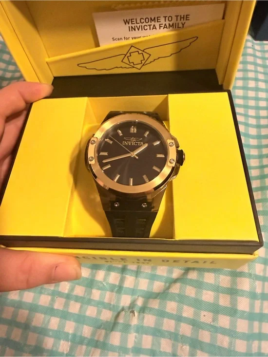 Beautiful Black and Gold Invicta Sea Base Siphon Men's Watch - 45mm