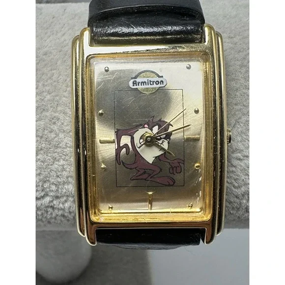 Armitron 1996 Tasmanian‎ Devil New Battery Tank Watch 25MM 7.25